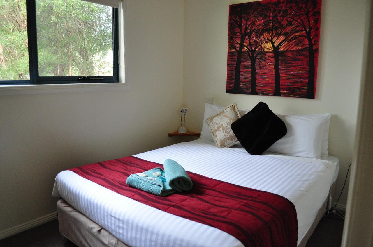 Strahan Retreat Holiday Park المظهر الخارجي الصورة